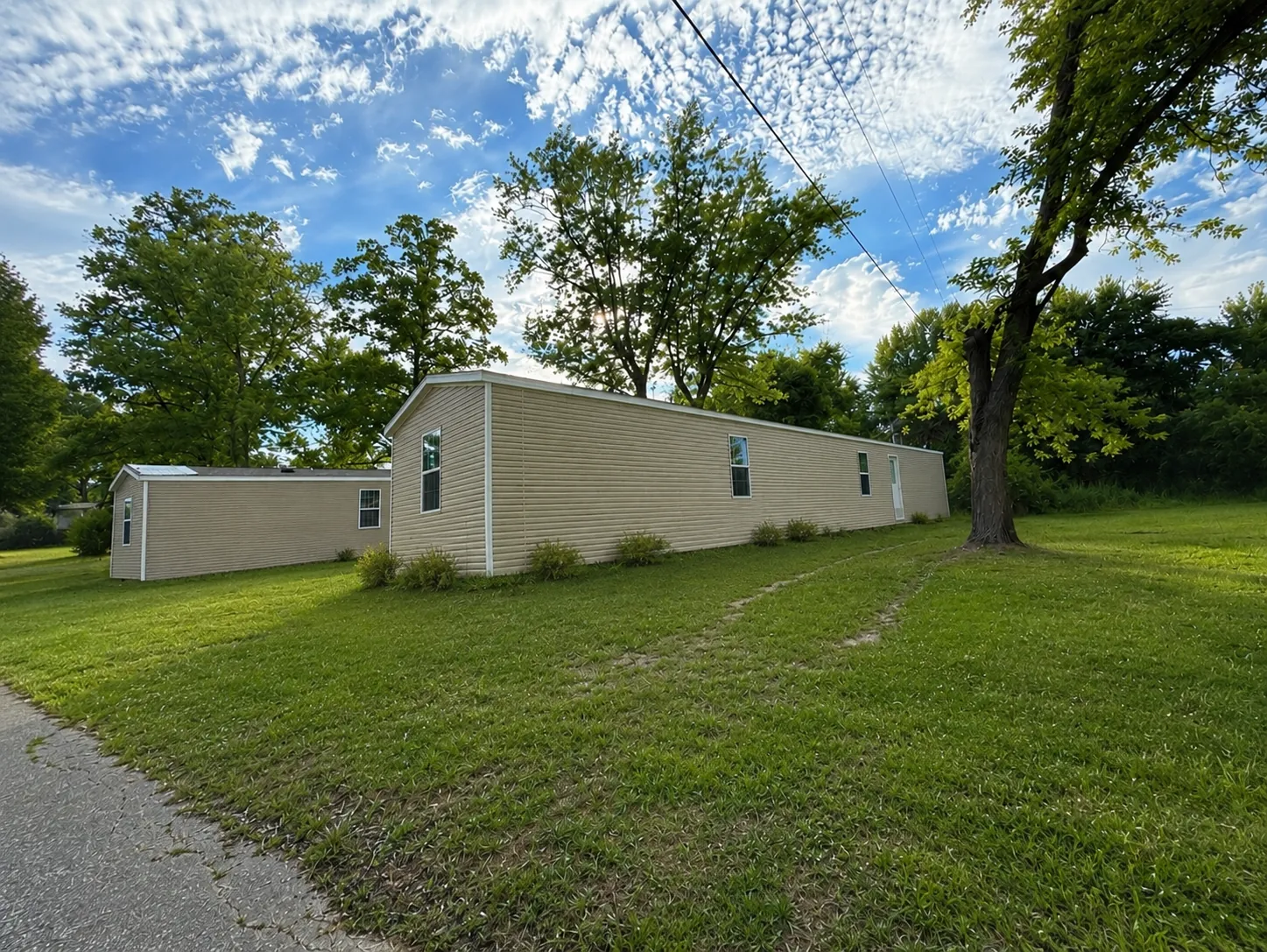 Exterior of The Laurel, a new manufactured home at Penn Estates